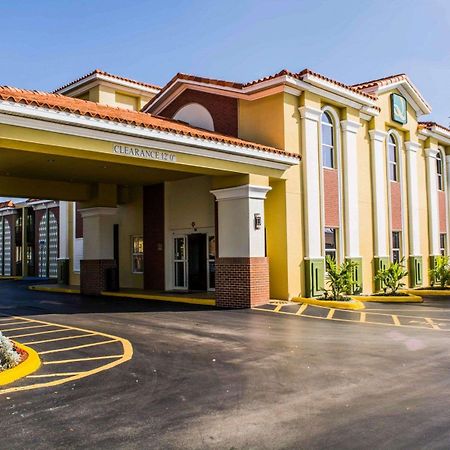 Quality Inn Airport - Cruise Port Tampa Buitenkant foto